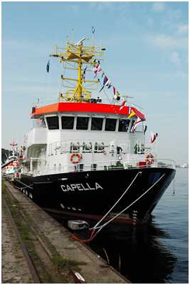 Vermessungsschiff Capella (Foto: Dirk Schütz)