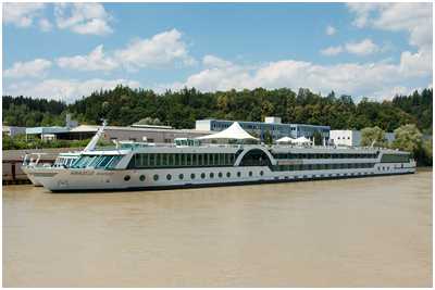MS Amadeus Rhapsody