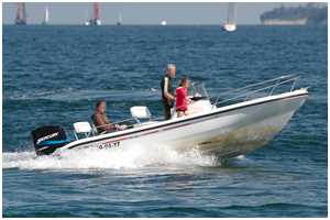 Boston Whaler 18
