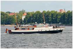 Motoryacht Ocean Saloon