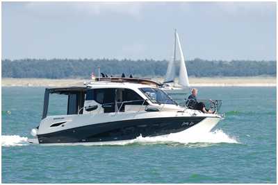 Quicksilver Activ 905 Weekend