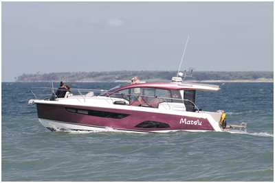 Sealine C330