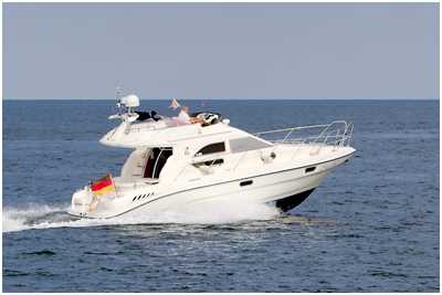 Sealine F33