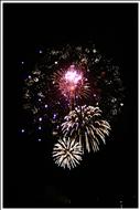 Sailors Feuerwerk zur Hanse Sail 2005