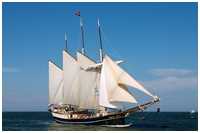 Dreimast-Gaffelschoner Regina Maris