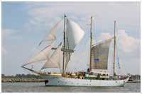 Dreimast-Gaffelschoner Sunthorice