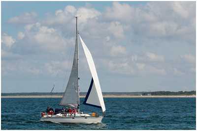 Bavaria 33