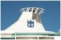 MS Vision of the Seas (Bild: Dirk Sch&uuml;tz)